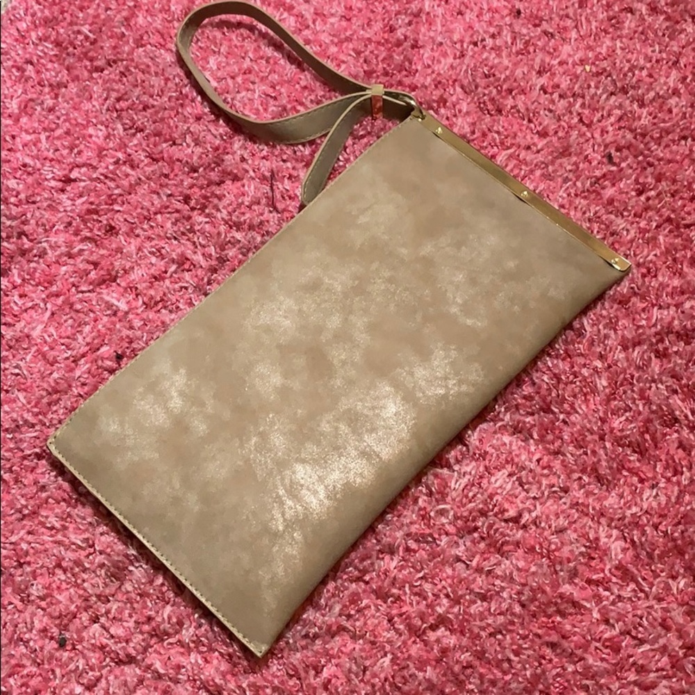 Medium Sized Tan Wristlet